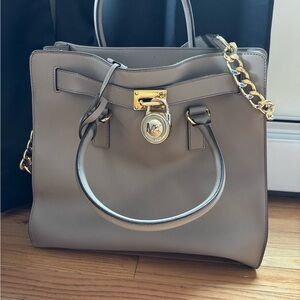 Elegant Gray Leather Tote Bag